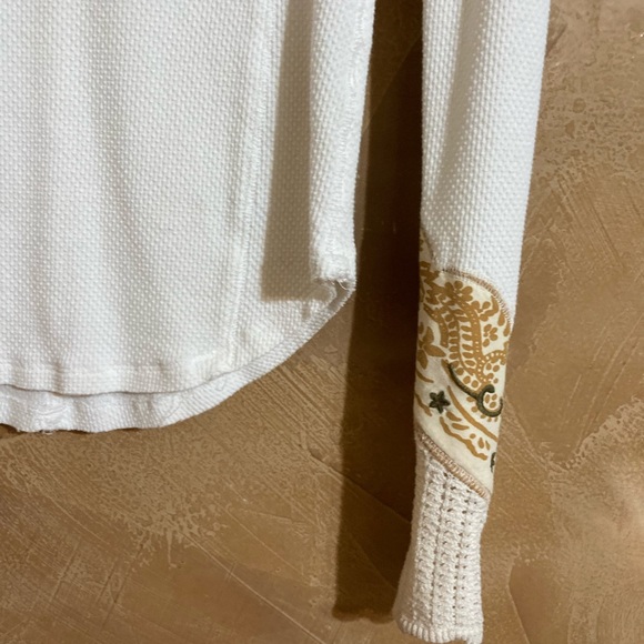 FP top - Picture 2 of 4